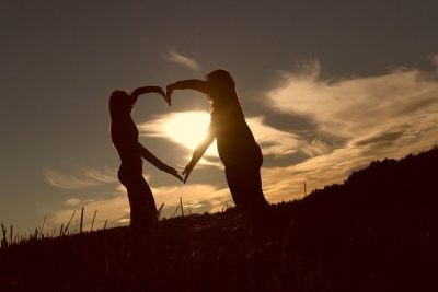Amor y amistad