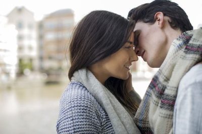 Besos para elegir pareja
