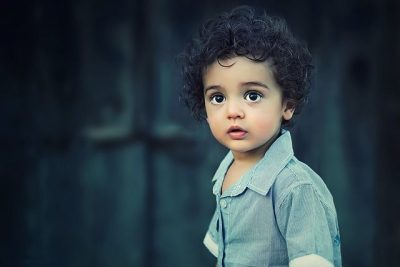 Niño con resiliencia